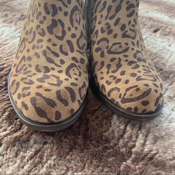 Lucky Brand Basel Bootie Leopard Javan Suede - Picture 5 of 11